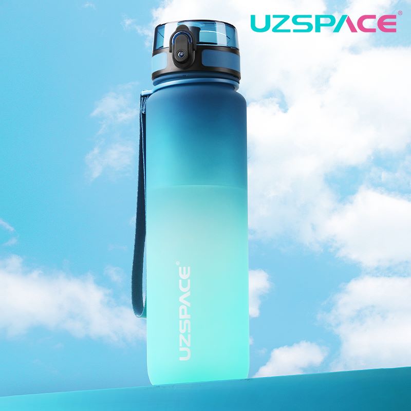 炫彩渐变塑料水杯